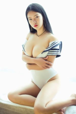 老和尚趴在小嫩尼身播放_HD完整视频观看