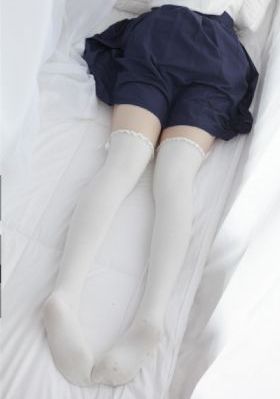清纯校花挨脔日常h惩罚h_BD韩语在线视频观看